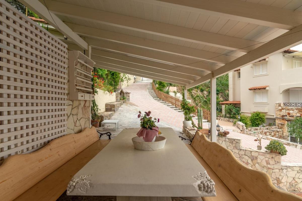 Cretan Biosuites Palaiokastro  ภายนอก รูปภาพ