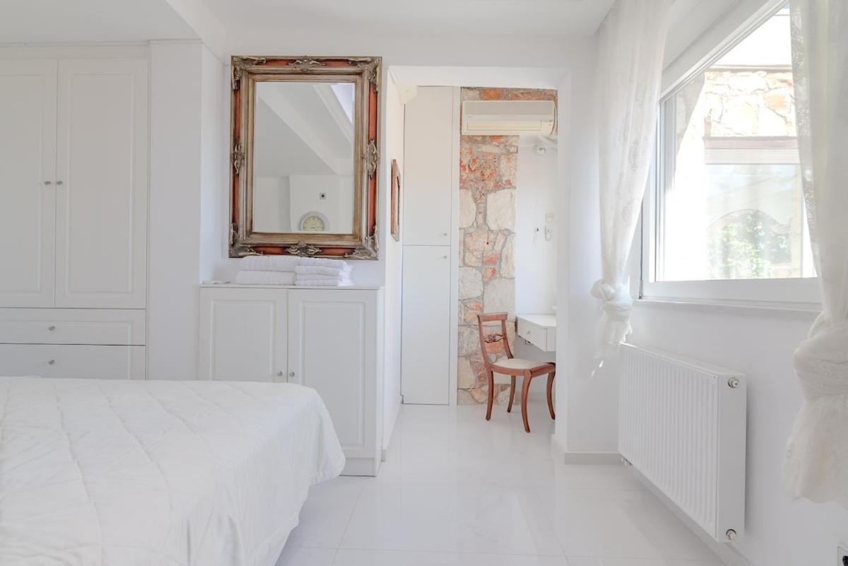 Cretan Biosuites Palaiokastro  ภายนอก รูปภาพ