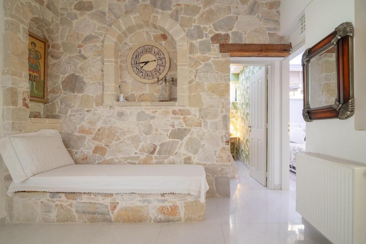 Cretan Biosuites Palaiokastro  ภายนอก รูปภาพ